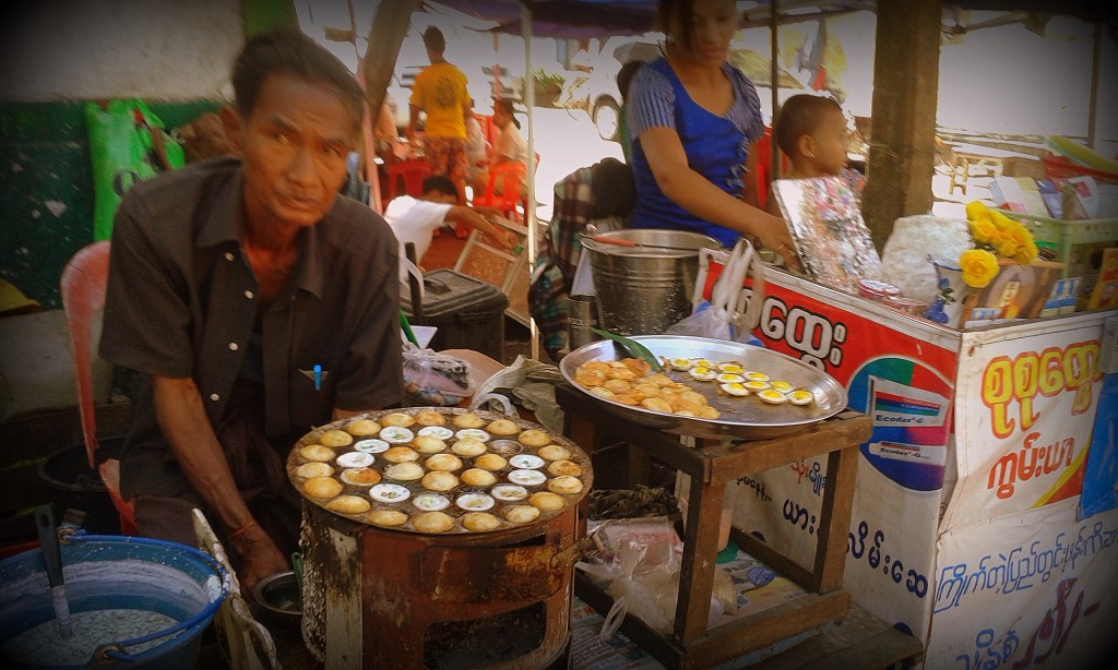 Minihuevos mercado Yangon Curiosidades de Myanmar